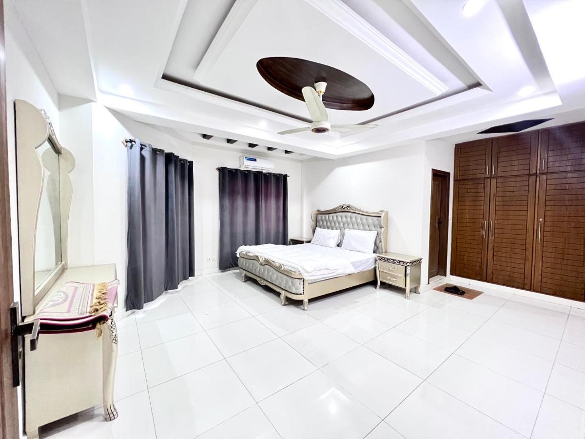 Luxury Executive 2Bedroom Apartment Convenient And Nice Location Islamabad Eksteriør billede